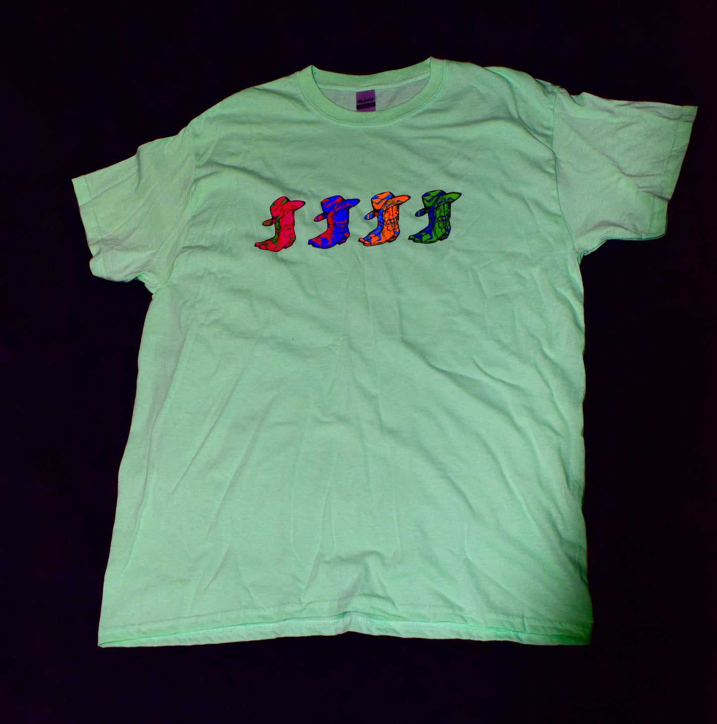COWBOY TSHIRT MINT GREEN SIZE LARGE